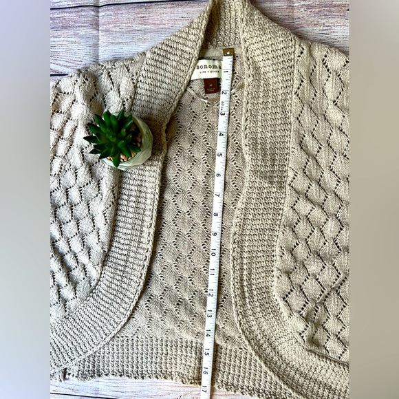 SONOMA Medium crop shirtsleeve knit tan sweater. - Picture 3 of 5